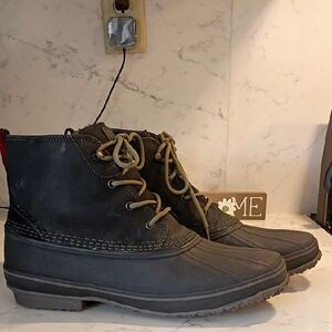 UGG Men's Dark Gray Duck Boots